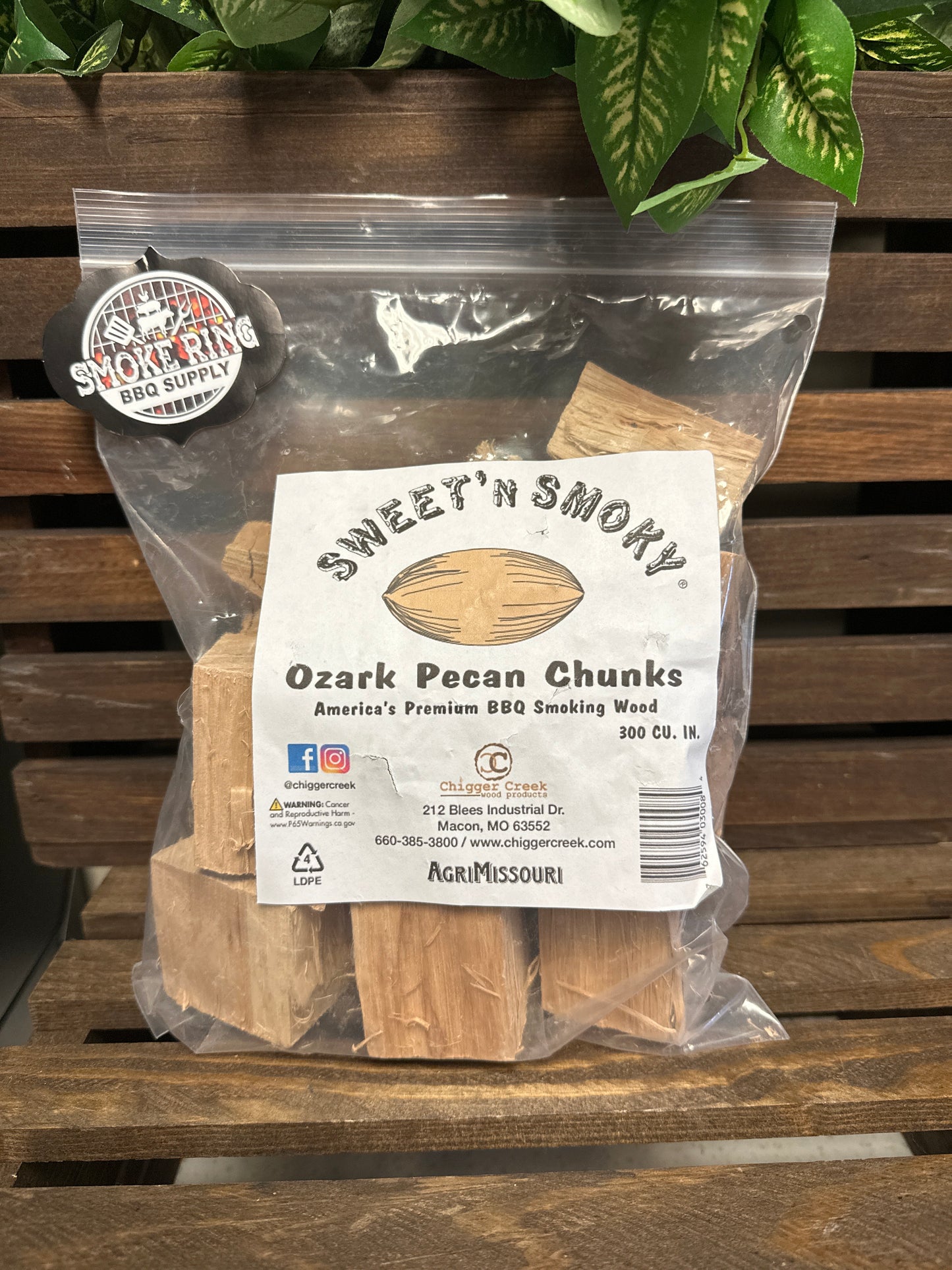 Pecan Chunks - Chigger Creek 300 cu In cello bag